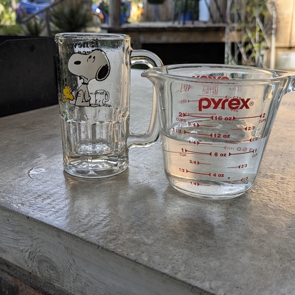 Vtg Snoopy Woodstock Root Beer Glass Mug Peanuts 1965 5.75" Tall Thick Glass - Picture 5 of 6
